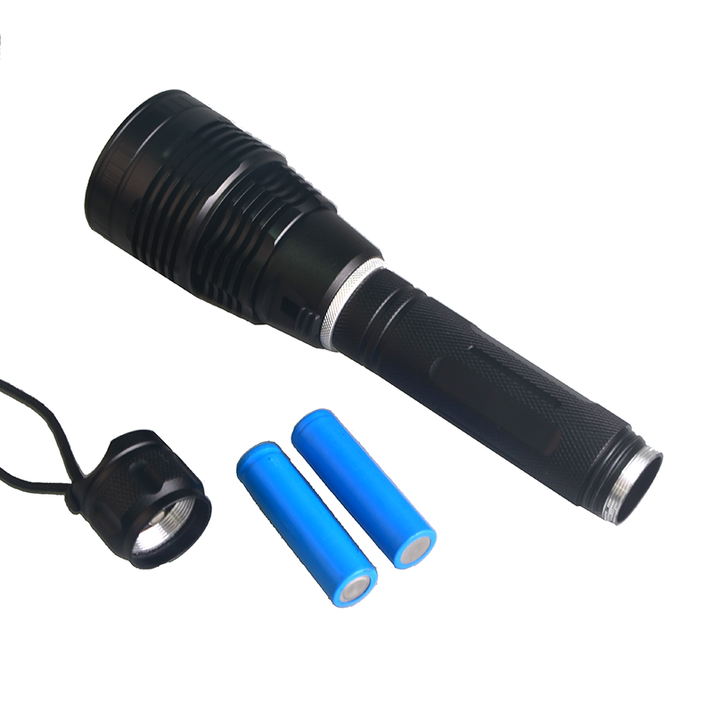 P70 Professional Rechargeable Diving Flashlight