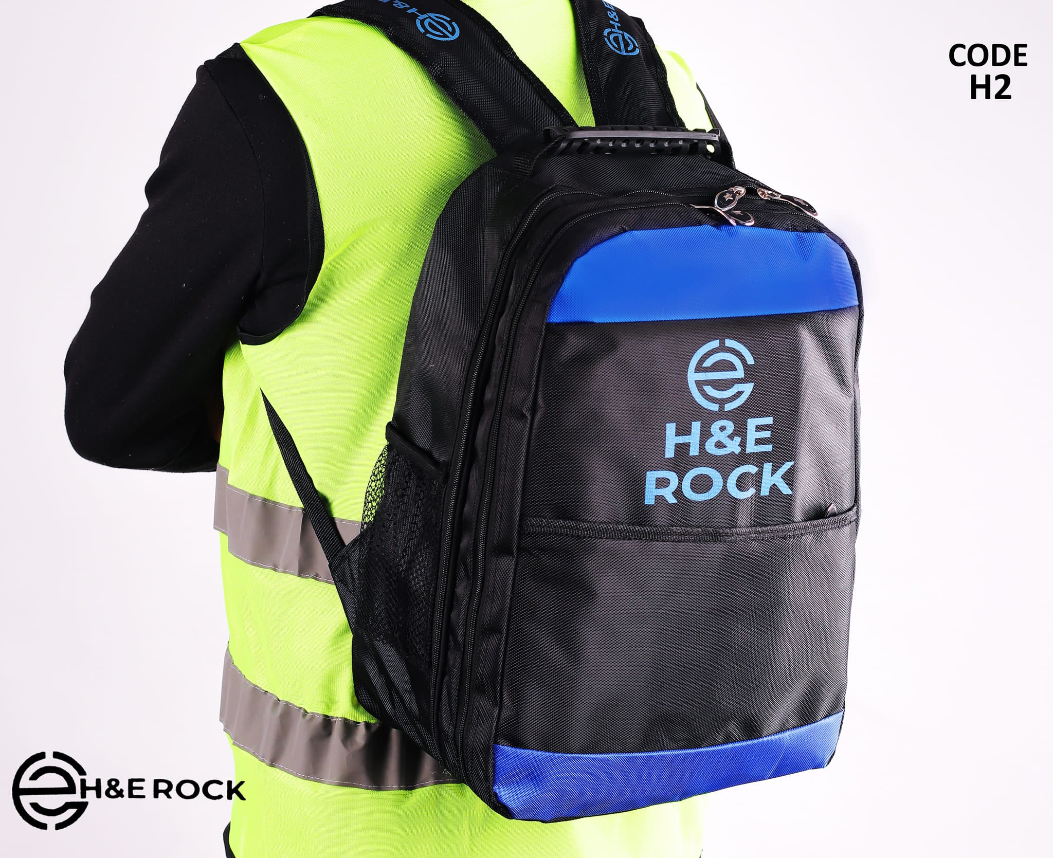 Water-Resistant Backpack with 2 Zipper model (H2)
