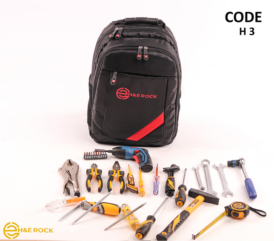 Water-Resistant Backpack with 3 Zipper model (H3)