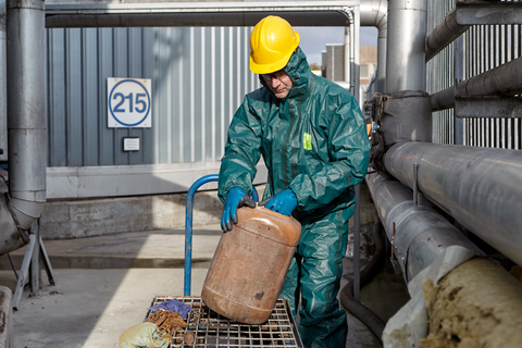 Ansell Safety Glasses - Model AlphaTec® 04-004 - Chemical Resistant