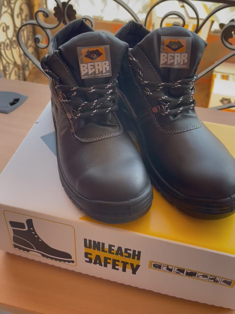 Safety Half Boot BEAR ( BE-01 )